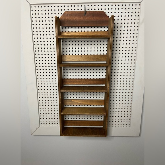 Shelf - Picture 1 of 9